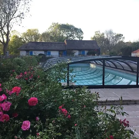 Holiday home Les Bourrines Du Marais, Le Bourrineau *