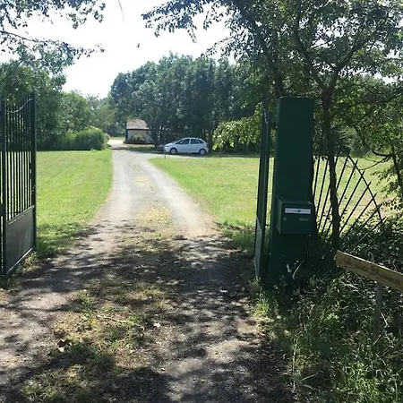 Les Bourrines Du Marais, Le Bourrineau Vakantiehuis